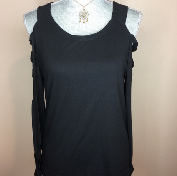 FREE new cut out ladder long sleeve top - Picture 4 of 5